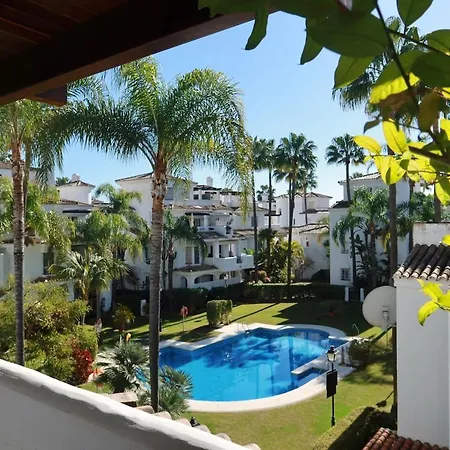 2 Bedroom Pool Views - Naranjos Apartment Marbella